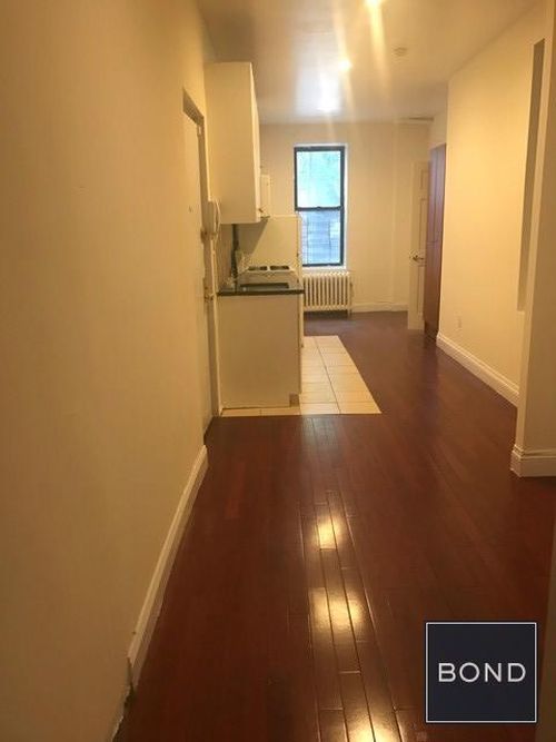 Foto del edificio - 256 E 10th St
