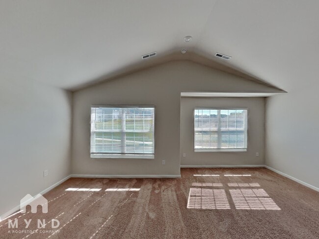 Building Photo - 5012 Golden Flyer Ln