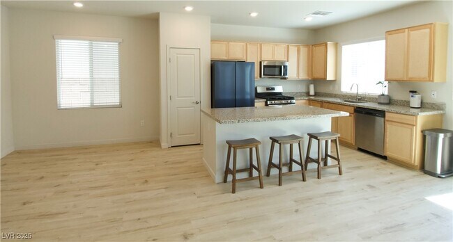 Foto del edificio - 2873 Timber Country Rd