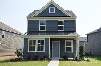 Building Photo - 15918 Parkside crossing Dr