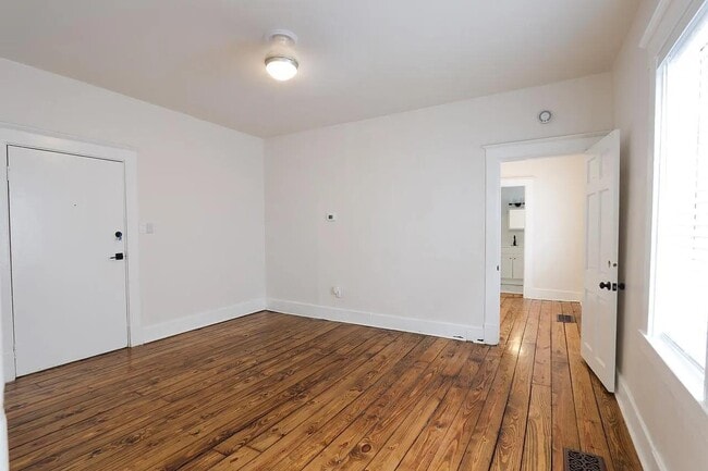 Photo - 1529 Madison Ave Apartment