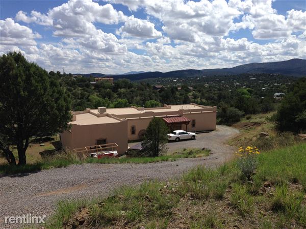 Foto principal - 4533 N Eddie Ward Way