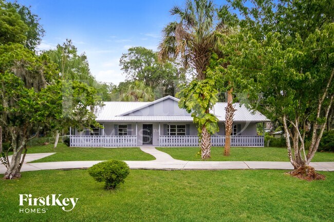 Foto del edificio - 8240 Stoner Rd