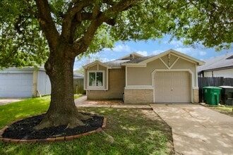Building Photo - 5619 Gineridge Dr