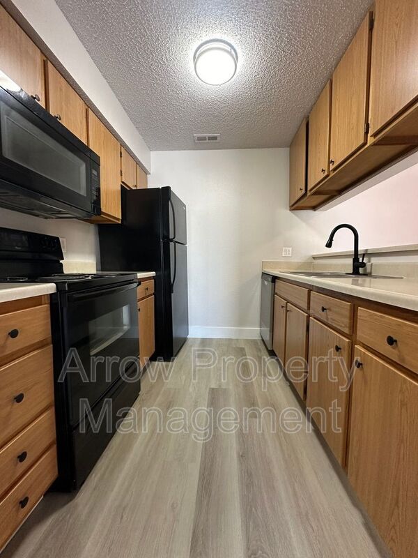 Building Photo - 2354 N 44th St