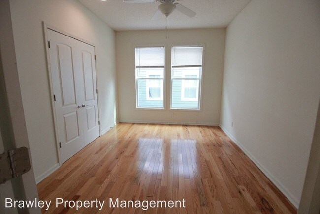 Foto del edificio - 807 N Walnut St