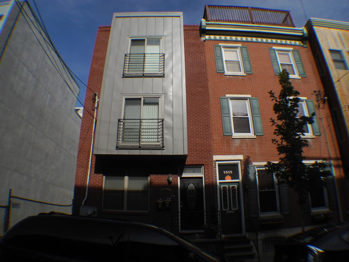 Primary Photo - 1517 Bainbridge St