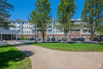 Building Photo - 1 King Philip Dr