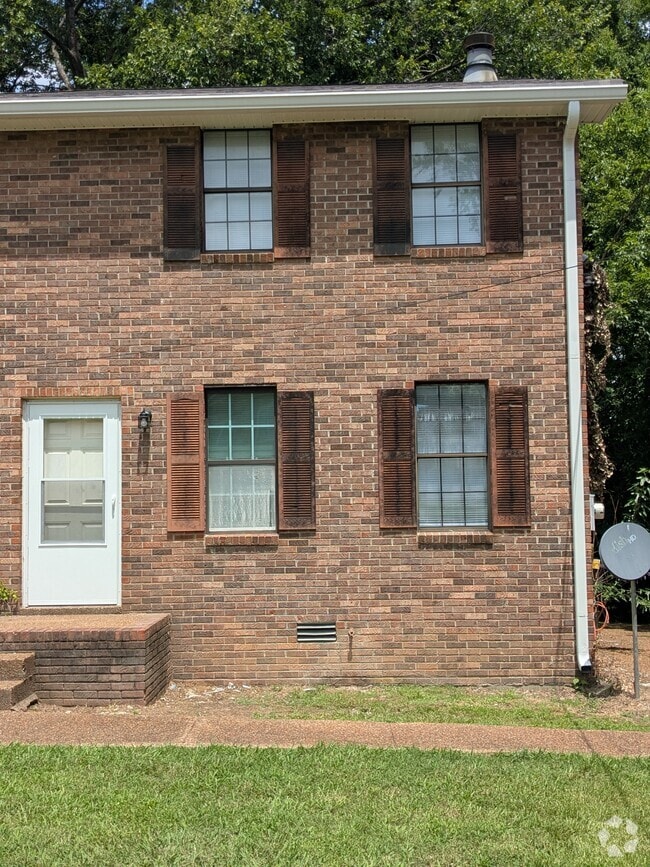 Building Photo - 3722 Wharton Dr