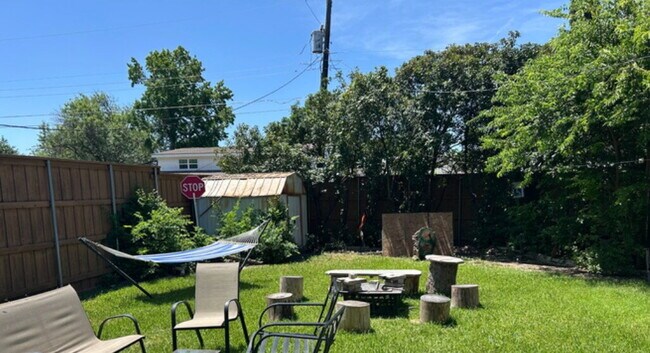 Foto del edificio - Walk to Campus from This Spacious 3BR/2BA Home