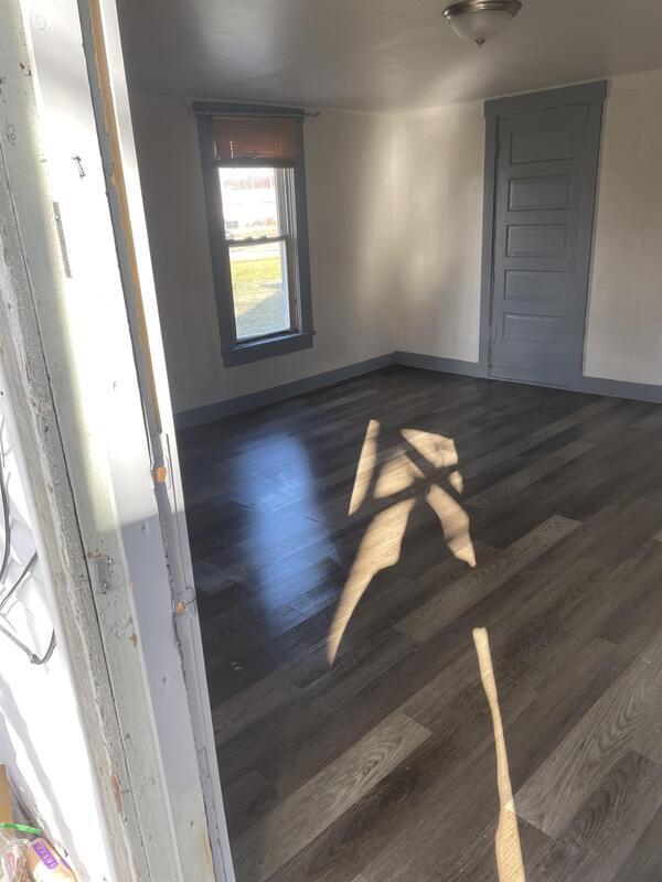 Foto principal - 241 Chestnut Ave