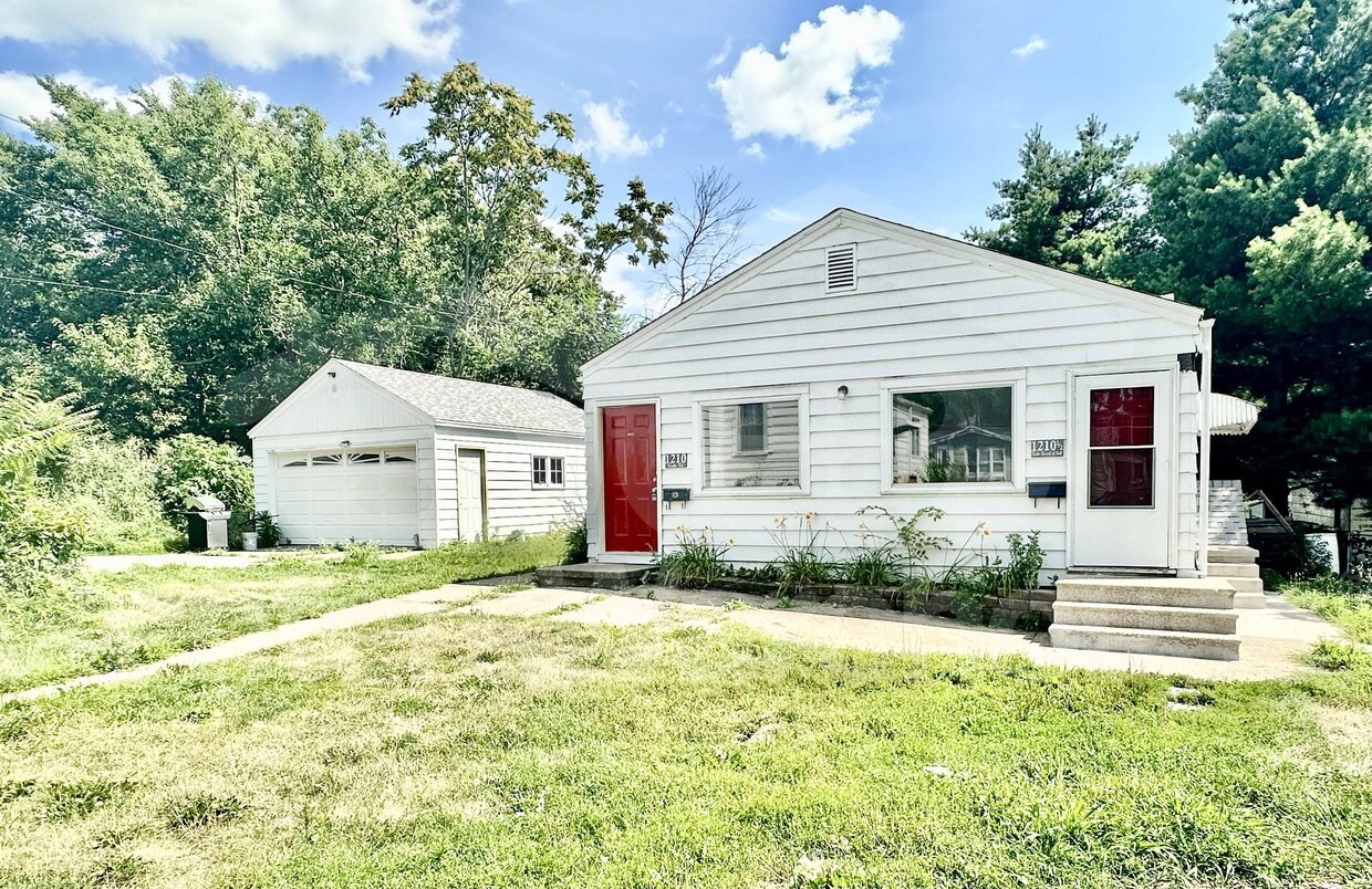 Primary Photo - 1210 1/2 West Street