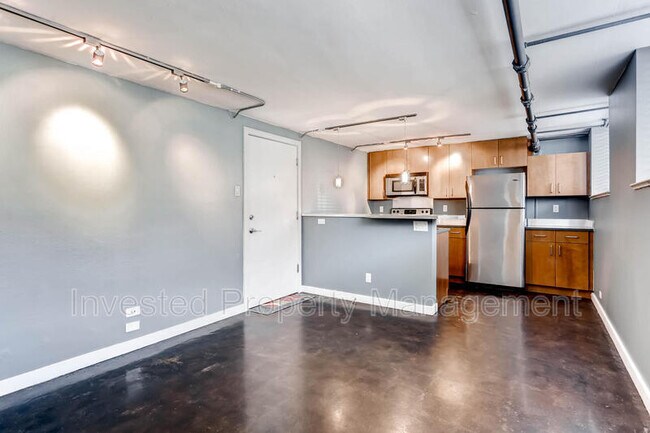 Foto del edificio - 500 E 11th Ave