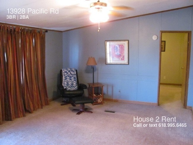 Foto del edificio - 13928 Pacific Ln