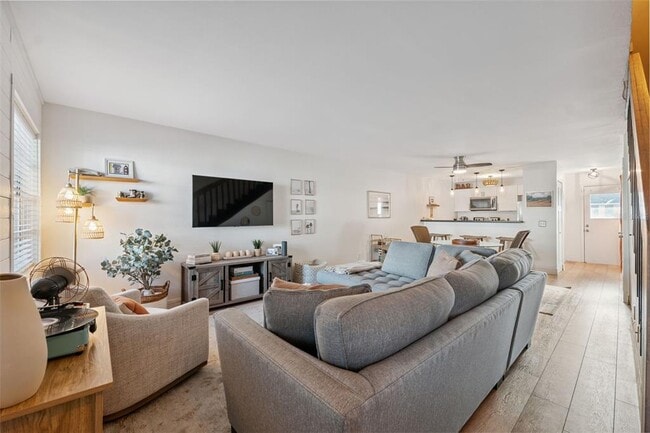 Foto del edificio - 4821 W McElroy Ave