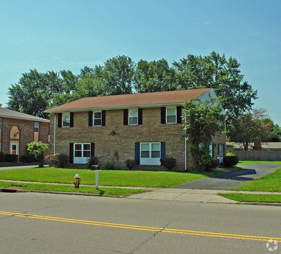 2062 Hewitt Ave, Dayton, OH 45440 Apartments in Dayton, OH