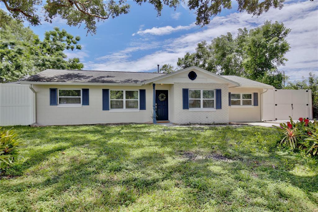 Foto principal - 5719 Clearview Dr