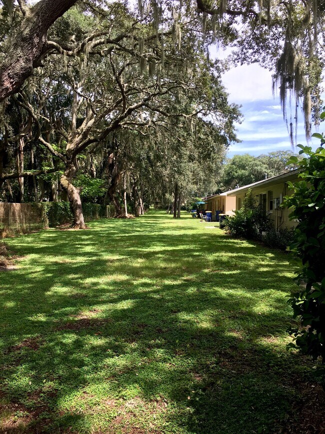 Foto del edificio - 434 E Washington St