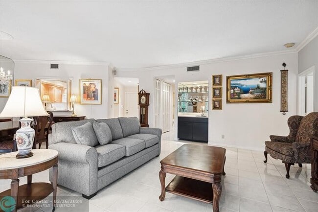 Building Photo - 4130 W Palm Aire Dr