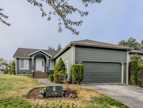 Building Photo - 8518 3rd St SE
