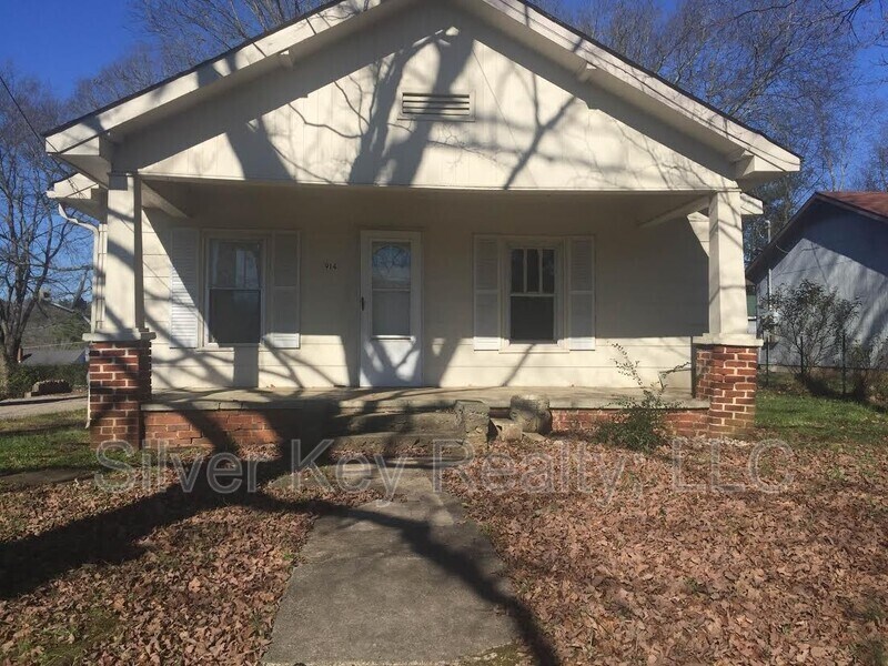 E. E Madison Ave, Athens, TN 37303 House Rental in Athens, TN