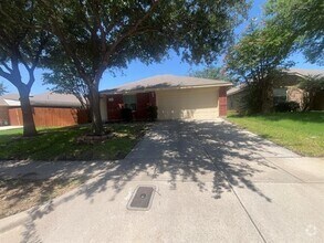 Building Photo - 8509 Hawks Nest Dr