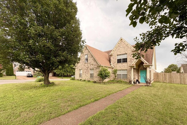 Foto del edificio - 240 Magnolia Garden Ln