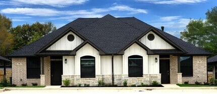Building Photo - 2151 E Grande Blvd