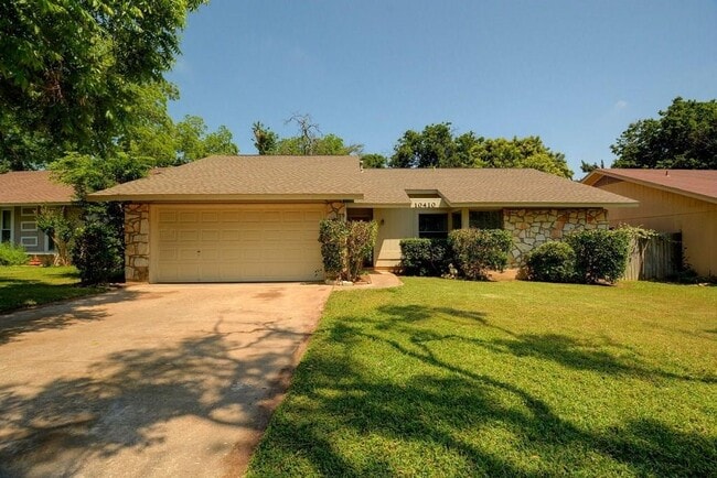 Building Photo - 10410 Broken Shoe Trail