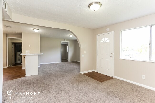 Foto del edificio - 9340 Sibbald Rd
