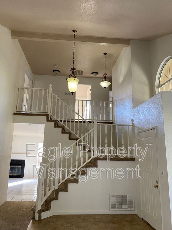 Building Photo - 9513 Foulks Ranch Dr