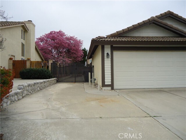 Foto del edificio - 1330 Susan Ave