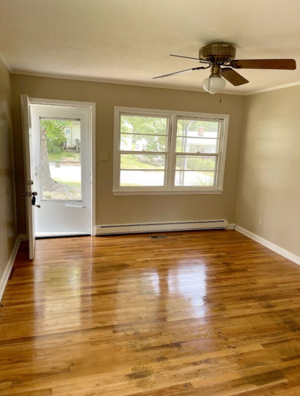 Foto del edificio - 2307 Maywood St