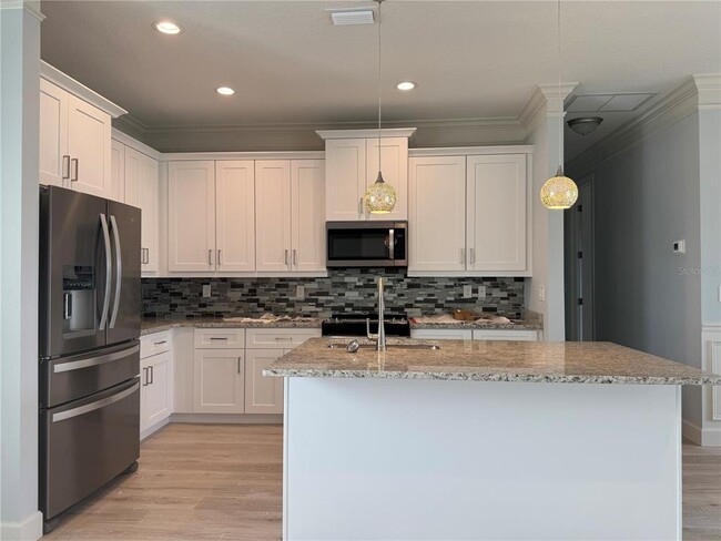 Foto del edificio - 236 Long Meadow Ln S