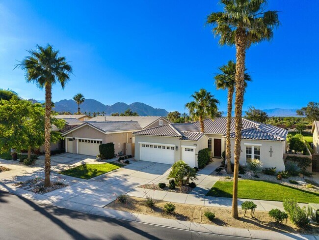 Foto del edificio - 81290 Barrel Cactus Rd