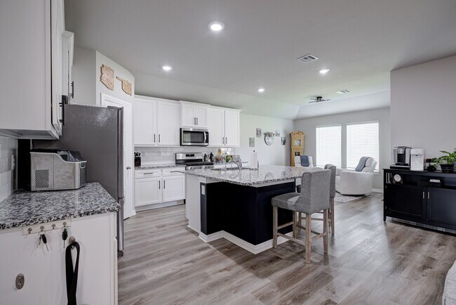 Foto del edificio - 14705 Travertine Fls Ln
