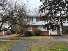 Building Photo - 26 College St