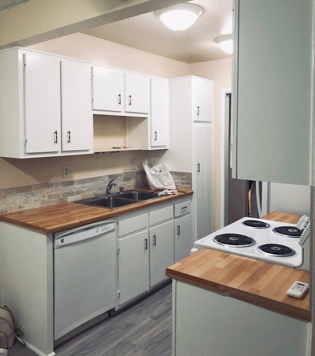 8661 Lake Murray Blvd Unit 2, San Diego, CA 92119 Condo for Rent in