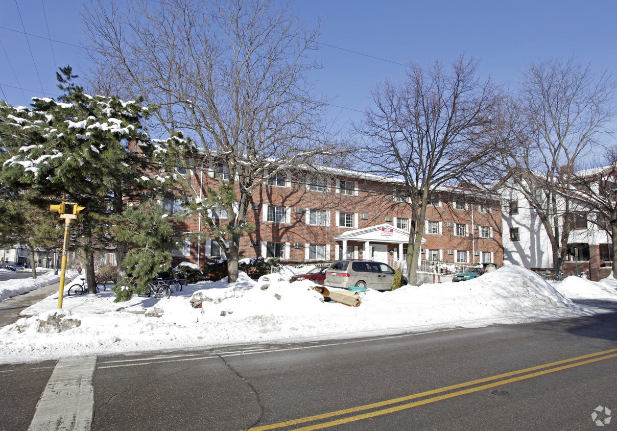 Building Photo - Lexington Apartments