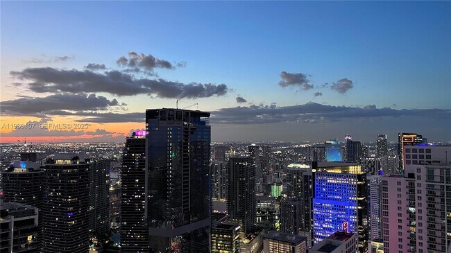 Foto del edificio - 801 S Miami Ave