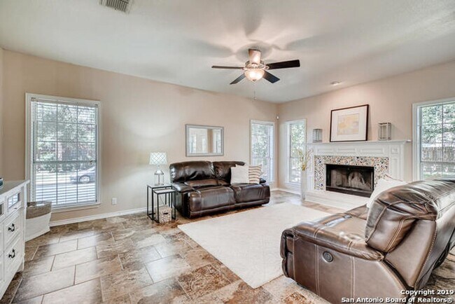 Foto del edificio - Move In Ready