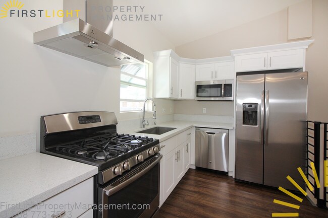 Building Photo - 1203 W Gardena Blvd