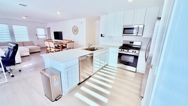 Building Photo - 3113 Courtney Flower Dr