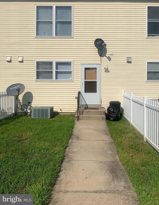 Building Photo - 814 Tilghman St