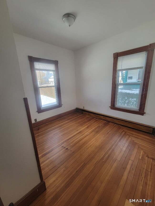 Foto del edificio - 320 Olivia St