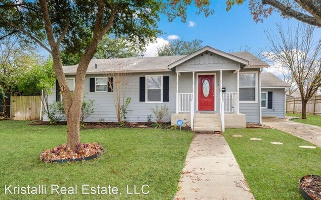 Building Photo - 4 br, 3 bath House - 152 Chevy Chase Dr