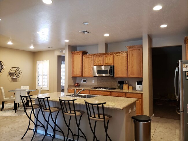 Building Photo - 2521 Pastis Ct