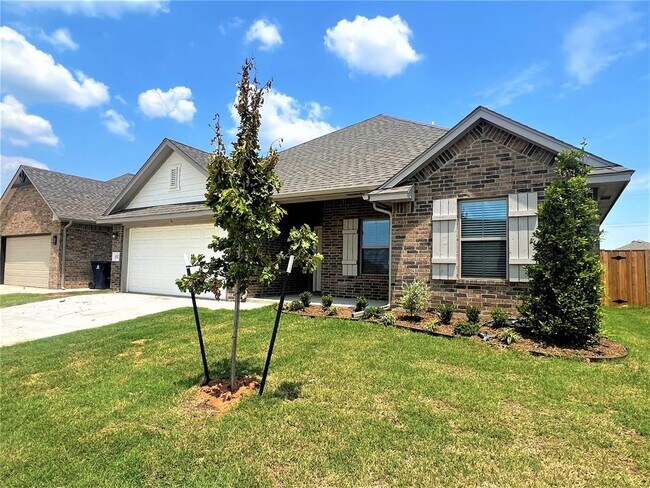 Building Photo - 10012 Glover River Dr