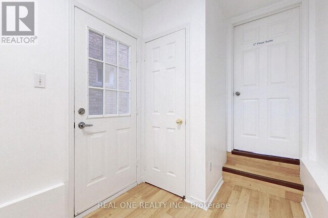 Building Photo - 64 Sassafras Cir