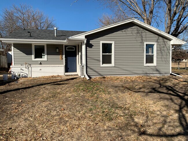Building Photo - 4900 W Kingsley St